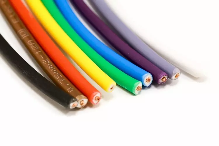 Differences of PVC Vs. Silicon Test Lead Cables