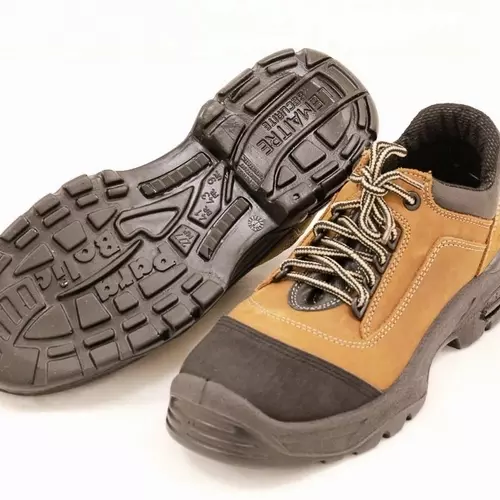 Sibille C960 Insulated Low Cut Work Shoe