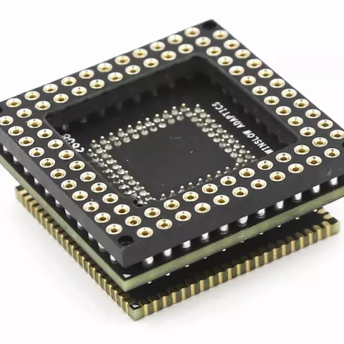 WA084127SDRC 84 pin PGA to 84 pin PLCC Adapter