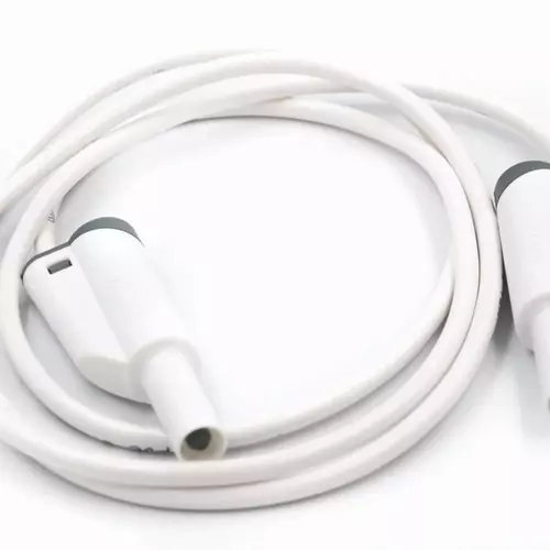 PJP 2610-IEC-100-9 12A PVC Lead with Stacking 4 mm Banana Plugs 100cm White